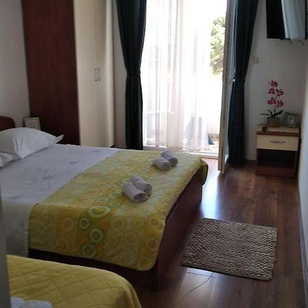 Apartman Mare Drvenik  Eksteriør bilde